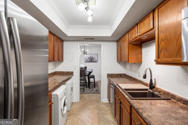 6851 Roswell Road H28, Sandy Springs, GA 30328