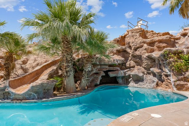 4582 S 1500 W, Hurricane, UT 84737