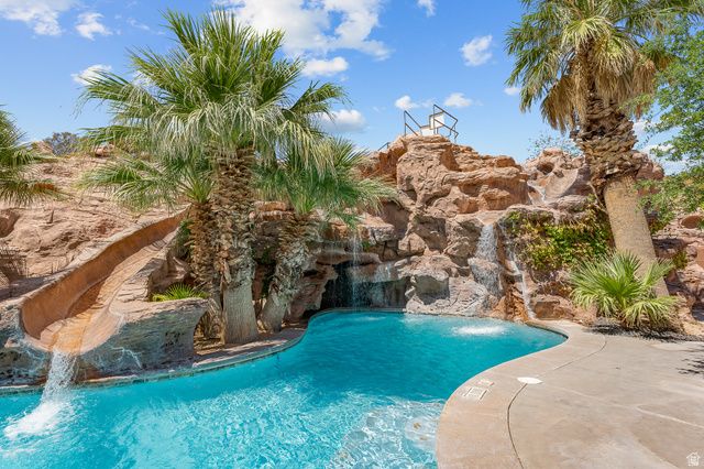 4582 S 1500 W, Hurricane, UT 84737