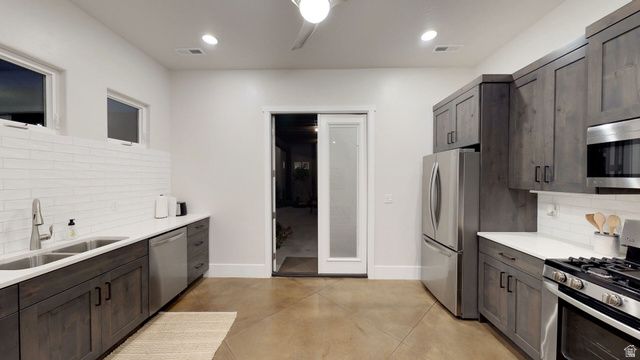 4582 S 1500 W, Hurricane, UT 84737