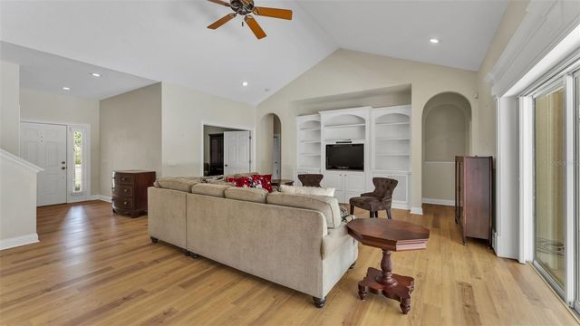 143 SHANNON OAKS DRIVE, Lakeland, FL 33813
