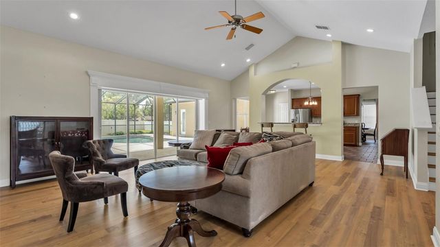 143 SHANNON OAKS DRIVE, Lakeland, FL 33813