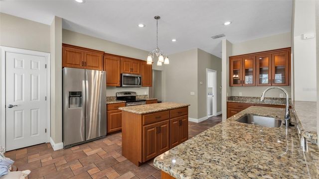143 SHANNON OAKS DRIVE, Lakeland, FL 33813