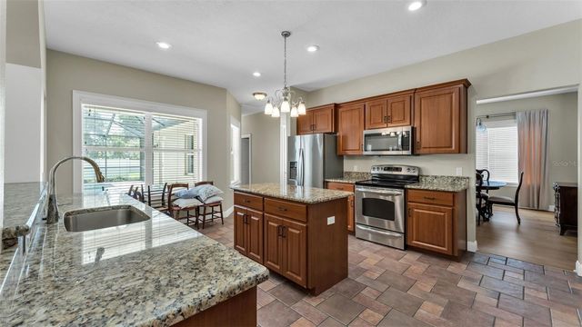 143 SHANNON OAKS DRIVE, Lakeland, FL 33813