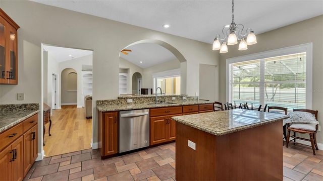 143 SHANNON OAKS DRIVE, Lakeland, FL 33813