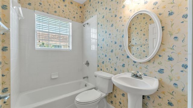 143 SHANNON OAKS DRIVE, Lakeland, FL 33813