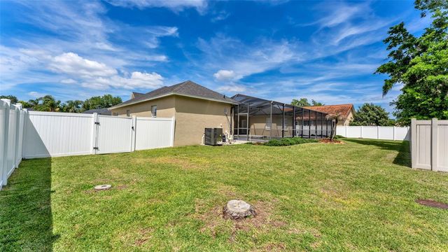 143 SHANNON OAKS DRIVE, Lakeland, FL 33813
