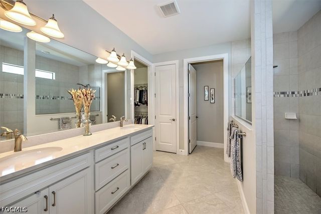16149 Herons View DR, Alva, FL 33920