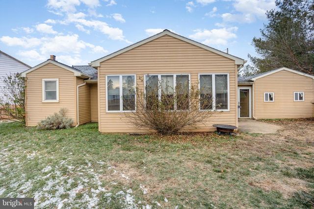 105 N WATERFORD AVE, Marietta, PA 17547