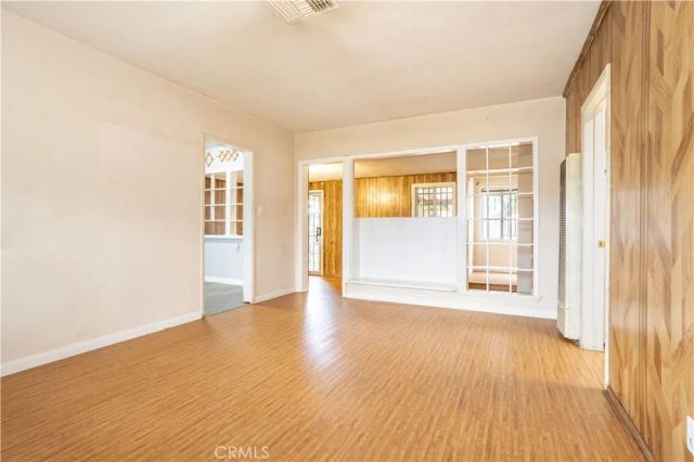 17347 Sherman Way, Van Nuys, CA 91406