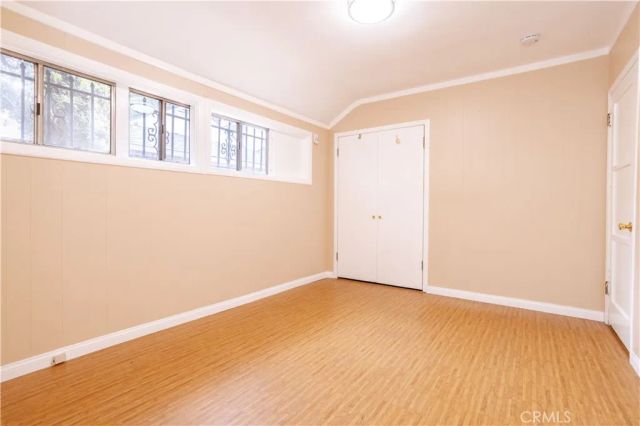 17347 Sherman Way, Van Nuys, CA 91406