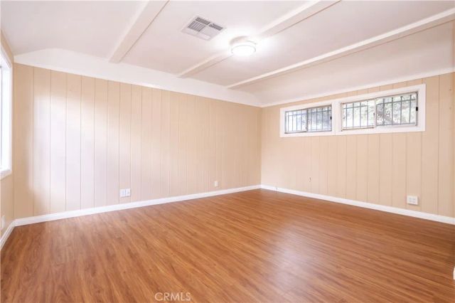 17347 Sherman Way, Van Nuys, CA 91406