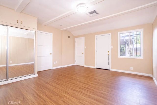 17347 Sherman Way, Van Nuys, CA 91406