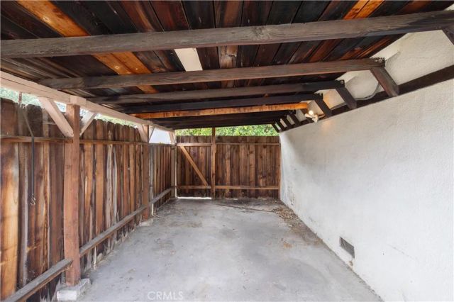 17347 Sherman Way, Van Nuys, CA 91406