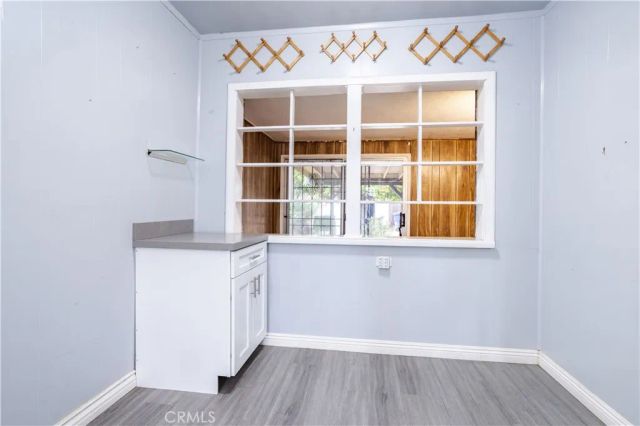 17347 Sherman Way, Van Nuys, CA 91406