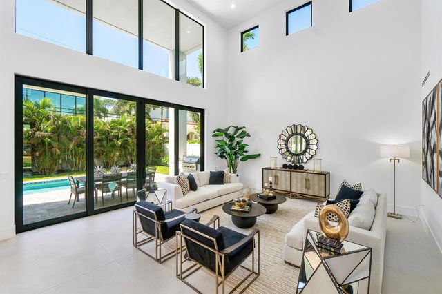 444 NE 5th Street, Boca Raton, FL 33432