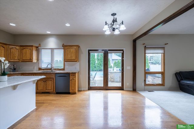 4321 N 159 Avenue, Omaha, NE 68116