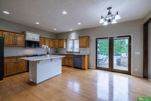 4321 N 159 Avenue, Omaha, NE 68116