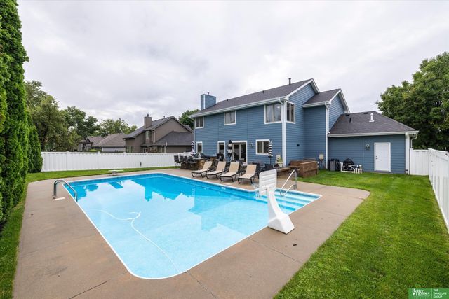 4321 N 159 Avenue, Omaha, NE 68116