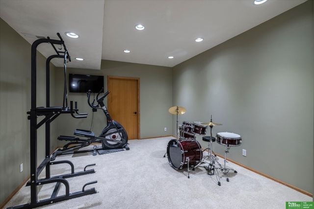 4321 N 159 Avenue, Omaha, NE 68116