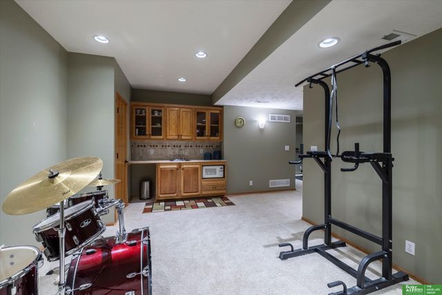 4321 N 159 Avenue, Omaha, NE 68116
