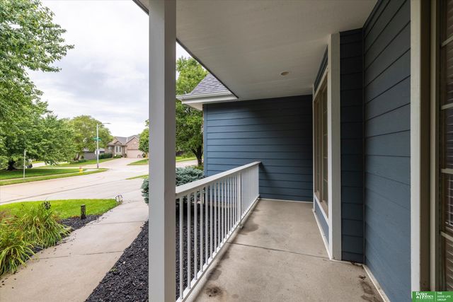 4321 N 159 Avenue, Omaha, NE 68116
