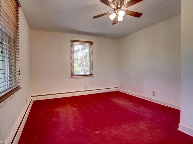 1672 Tautog RD, Suffolk, VA 23433