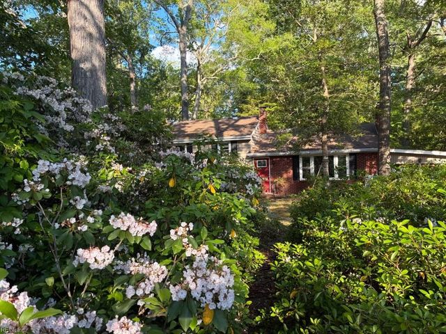 1672 Tautog RD, Suffolk, VA 23433