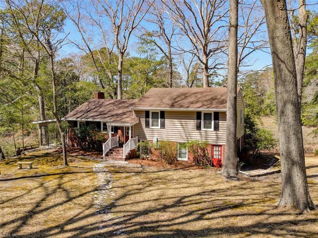 1672 Tautog RD, Suffolk, VA 23433