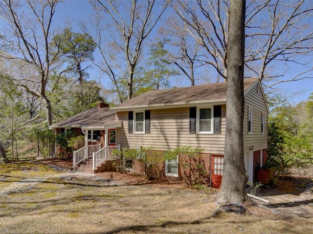 1672 Tautog RD, Suffolk, VA 23433