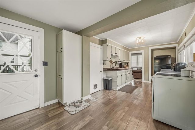 1619 Garfield Avenue, Altoona, WI 54720