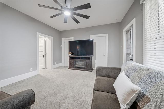 1619 Garfield Avenue, Altoona, WI 54720