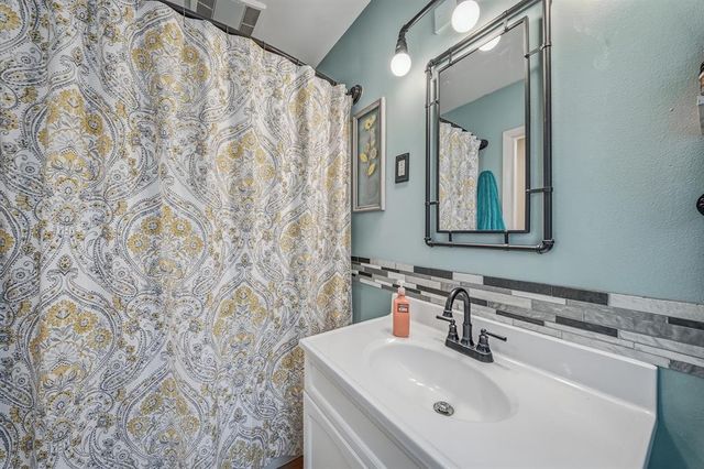 1619 Garfield Avenue, Altoona, WI 54720