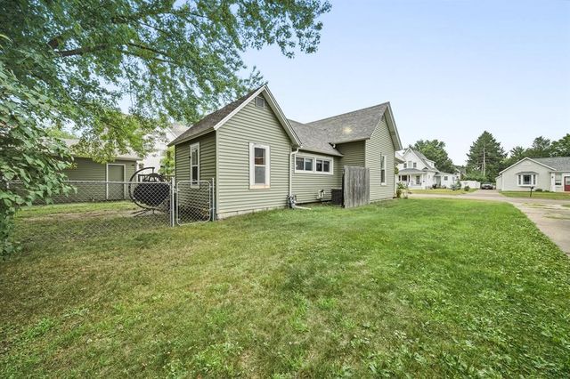 1619 Garfield Avenue, Altoona, WI 54720