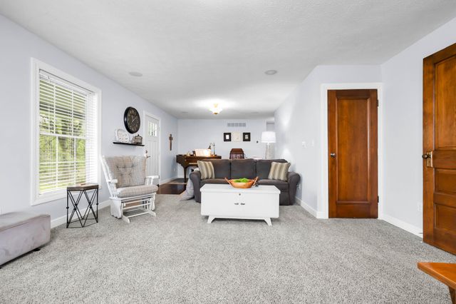 5583 Township Road 212 5583 Township Road 212, Bellefontaine, OH 43311