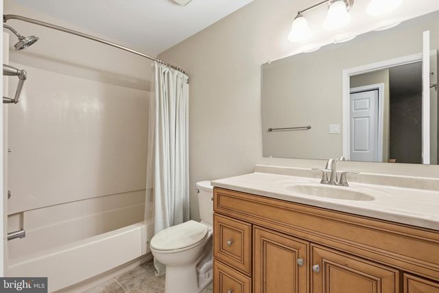1211 DENBY CT, Quakertown, PA 18951