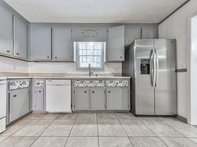 427 Way Bridge Court NE, Kennesaw, GA 30144