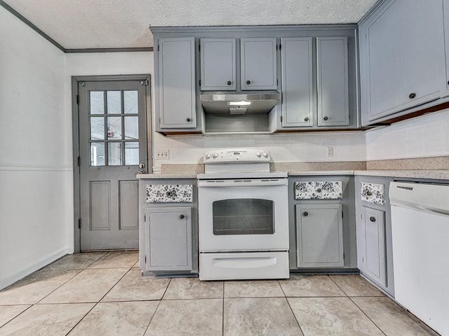 427 Way Bridge Court NE, Kennesaw, GA 30144