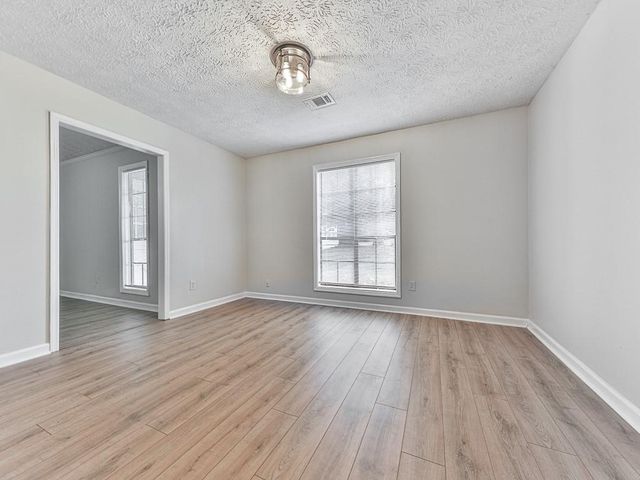 427 Way Bridge Court NE, Kennesaw, GA 30144