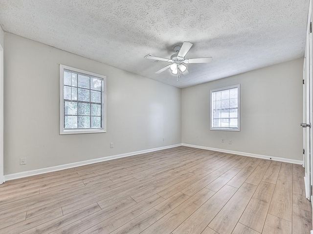 427 Way Bridge Court NE, Kennesaw, GA 30144