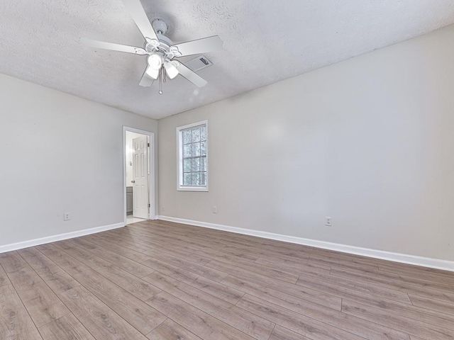427 Way Bridge Court NE, Kennesaw, GA 30144
