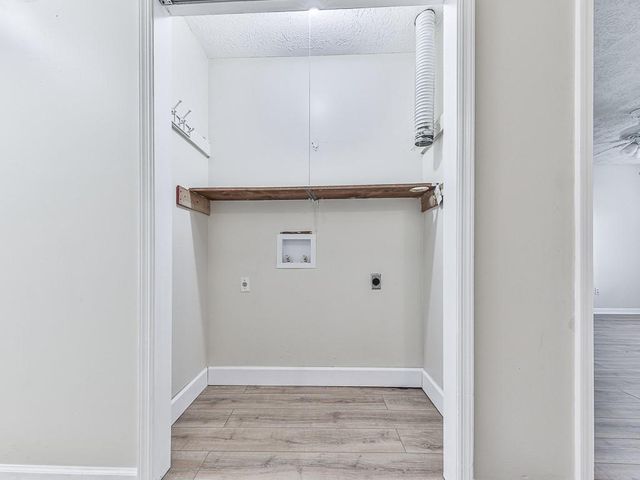 427 Way Bridge Court NE, Kennesaw, GA 30144