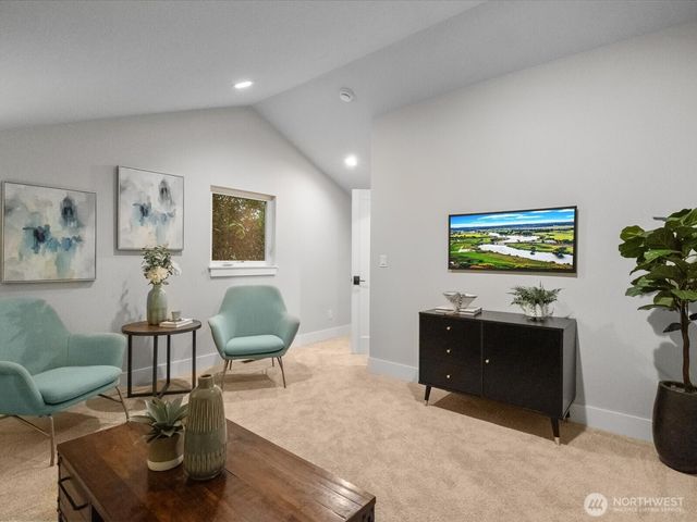 15544 30th Avenue NE, Shoreline, WA 98155