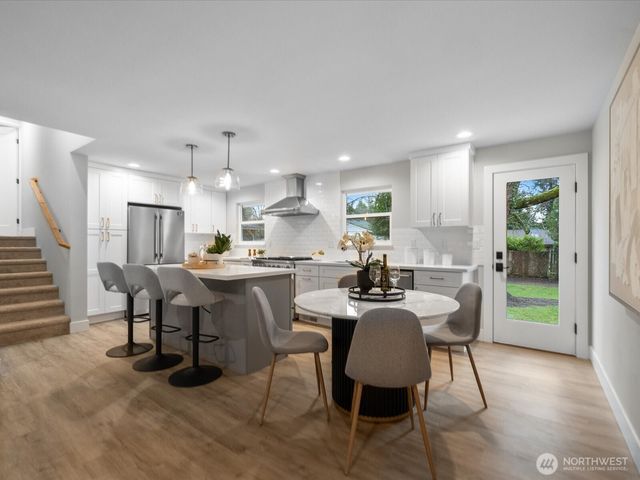 15544 30th Avenue NE, Shoreline, WA 98155