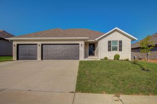 1659 North Kingfisher Drive, Nixa, MO 65714