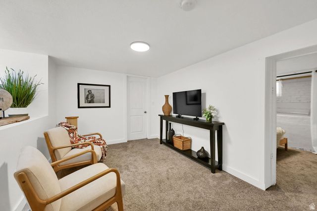 1879 S 900 E, Salt Lake City, UT 84105