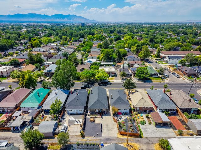 1879 S 900 E, Salt Lake City, UT 84105
