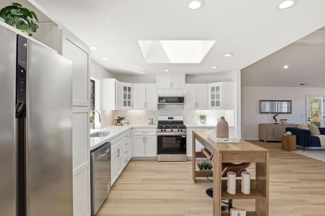 20730 Fargo Drive, Cupertino, CA 95014