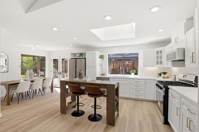 20730 Fargo Drive, Cupertino, CA 95014