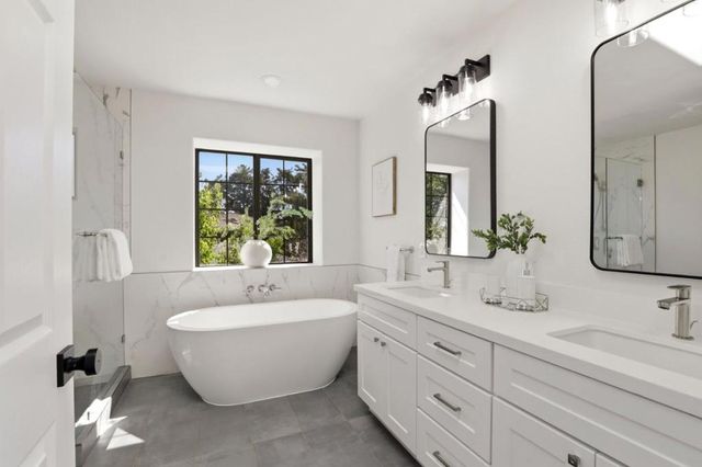 20730 Fargo Drive, Cupertino, CA 95014